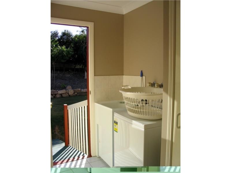 4 Glenvale Court, Everton Hills QLD 4053