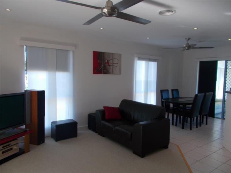 5 Curlew Street, Slade Point QLD 4740