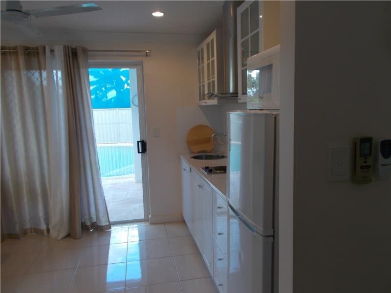 5 Curlew Street, Slade Point QLD 4740