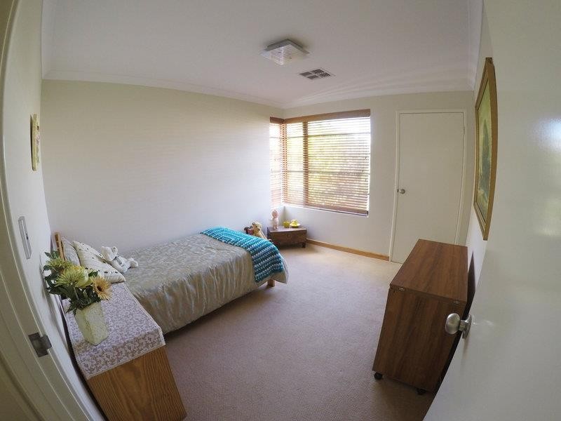 6 Brussels Circuit, Port Kennedy WA 6172