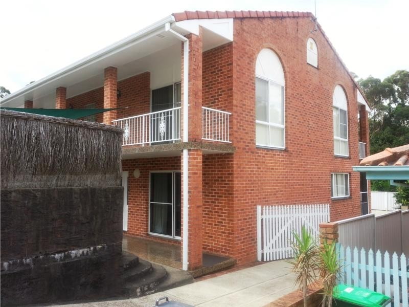 18 Judd Street, Mount Hutton NSW 2290