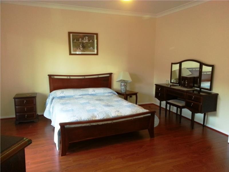 18 Judd Street, Mount Hutton NSW 2290