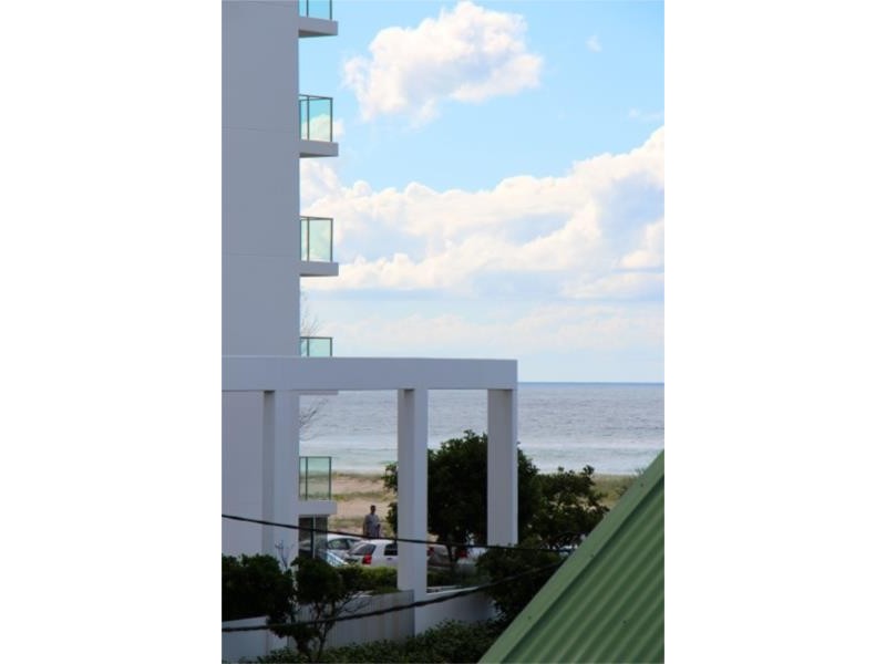 12/6-8 Haig Street, Coolangatta QLD 4225