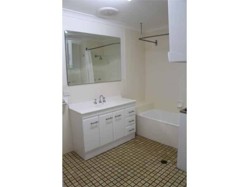 12/6-8 Haig Street, Coolangatta QLD 4225