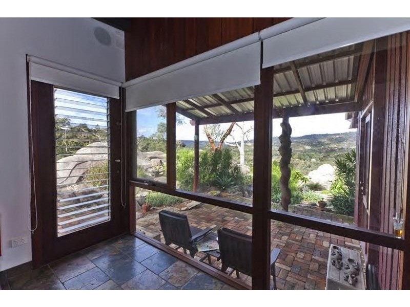 21 Michael Crescent, Boya WA 6056