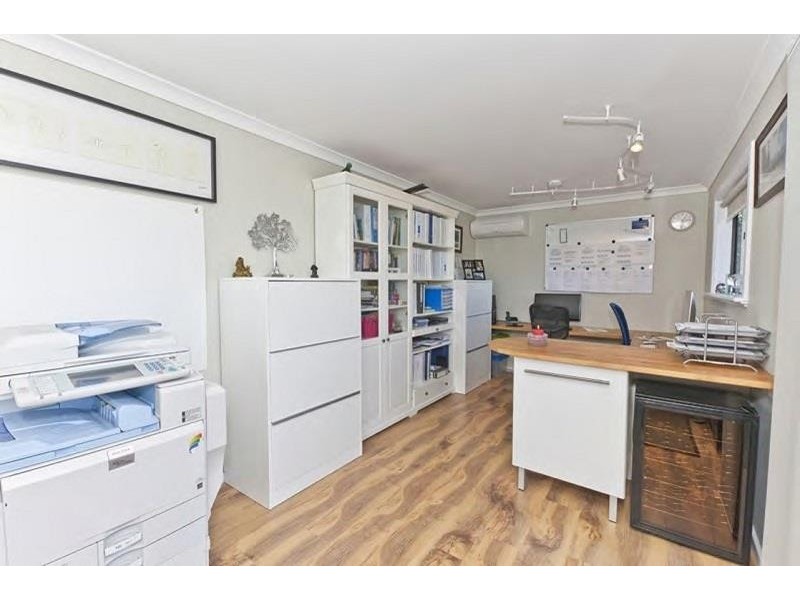 21 Michael Crescent, Boya WA 6056