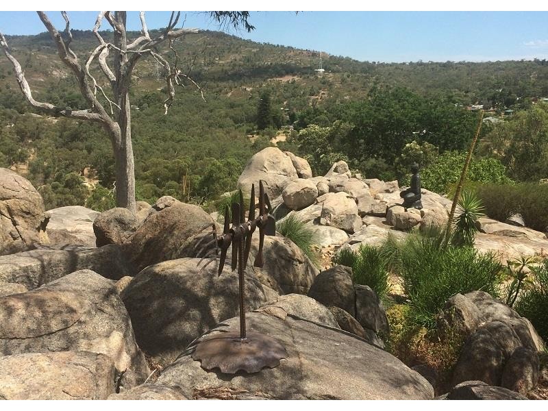 21 Michael Crescent, Boya WA 6056