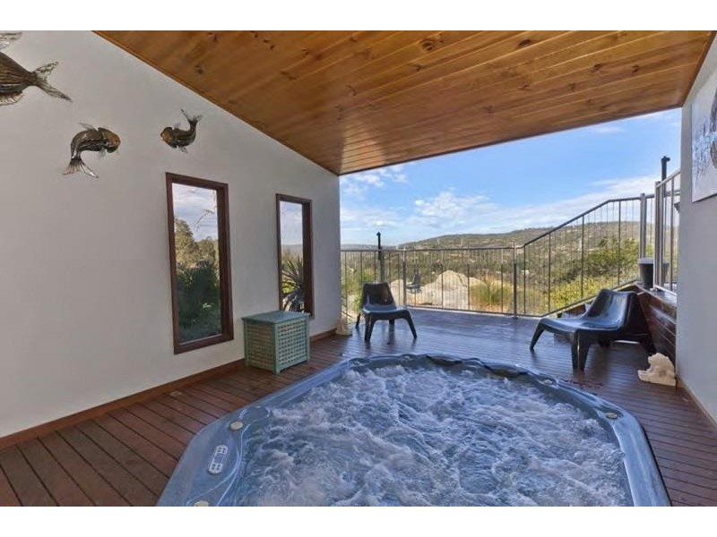 21 Michael Crescent, Boya WA 6056