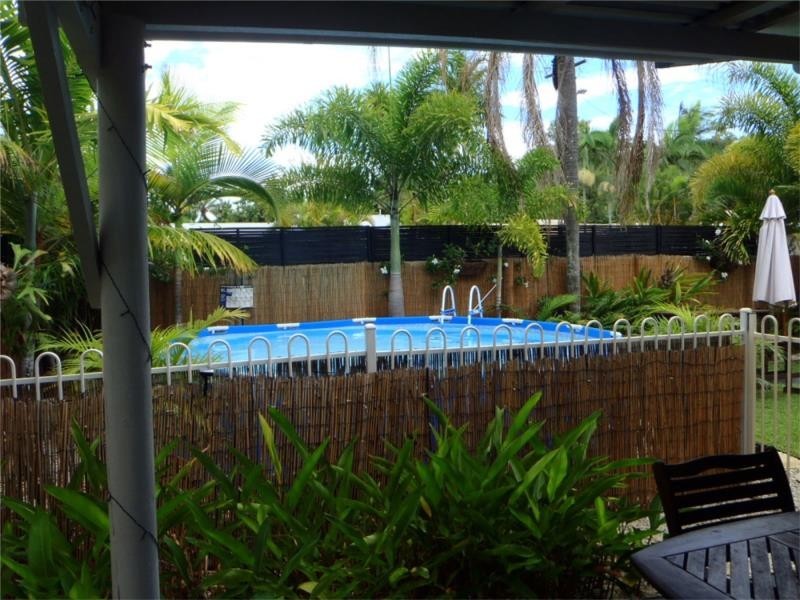 1/7 Corinda Close, Trinity Beach QLD 4879