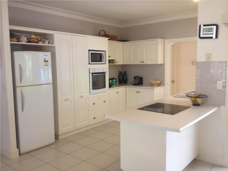 8 Canning Street, Forest Lake QLD 4078