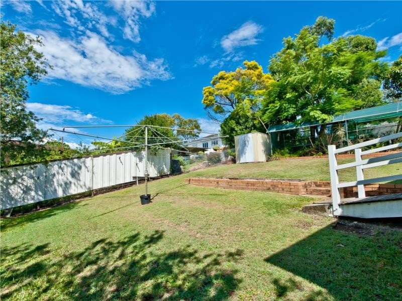 243 Appleby Road, Stafford Heights QLD 4053