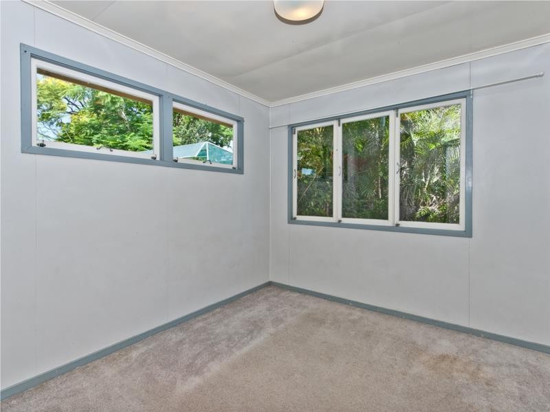 243 Appleby Road, Stafford Heights QLD 4053