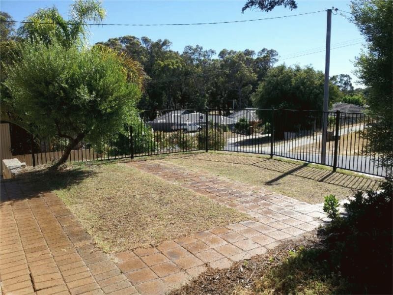 5 Augusta Grove, Yanchep WA 6035