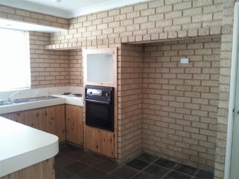 5 Augusta Grove, Yanchep WA 6035