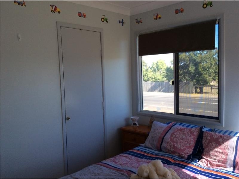 1 Aruma Drive, Oakey QLD 4401