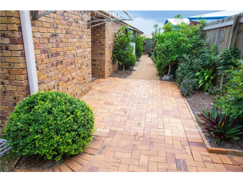 6 Carlile Place, Wynnum West QLD 4178