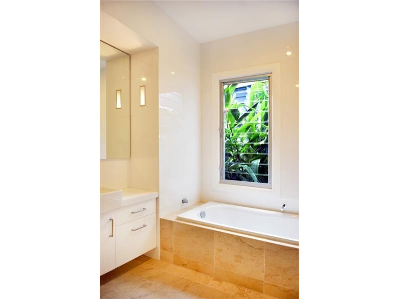 51 Nullaburra road, Newport NSW 2106