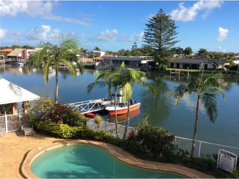 8/11-19 Taylor street, Biggera Waters QLD 4216