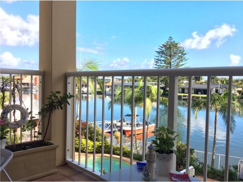 8/11-19 Taylor street, Biggera Waters QLD 4216