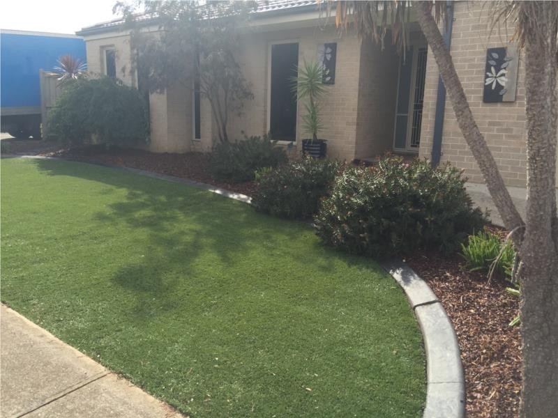 24 Indigo Square, Brookfield VIC 3338