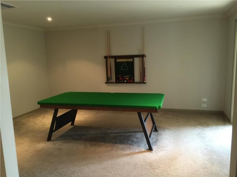 24 Indigo Square, Brookfield VIC 3338