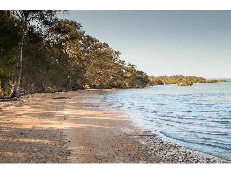 5 Rusbrook Street, Redland Bay QLD 4165