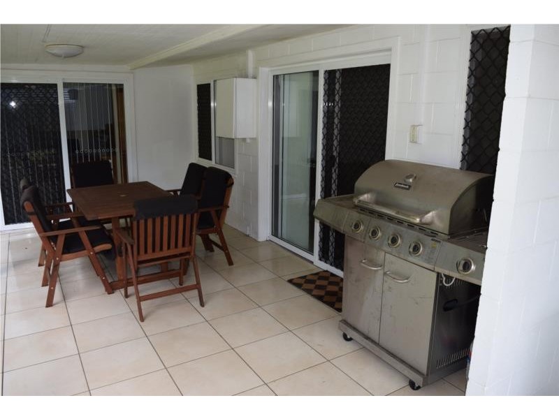 10 Harper Close, Manunda QLD 4870