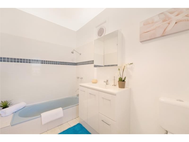 4 Crown Lane, South Lismore NSW 2480