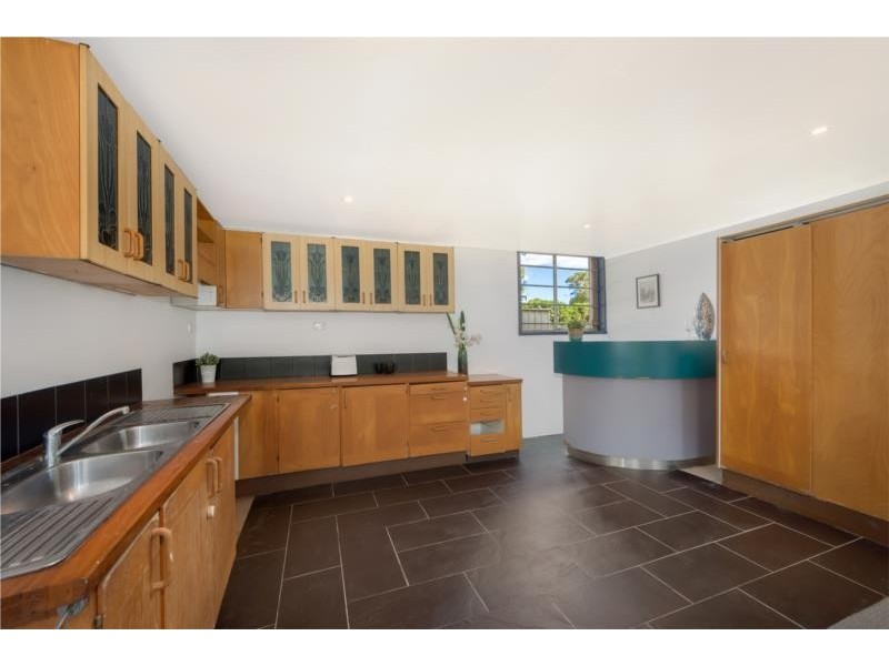 4 Crown Lane, South Lismore NSW 2480