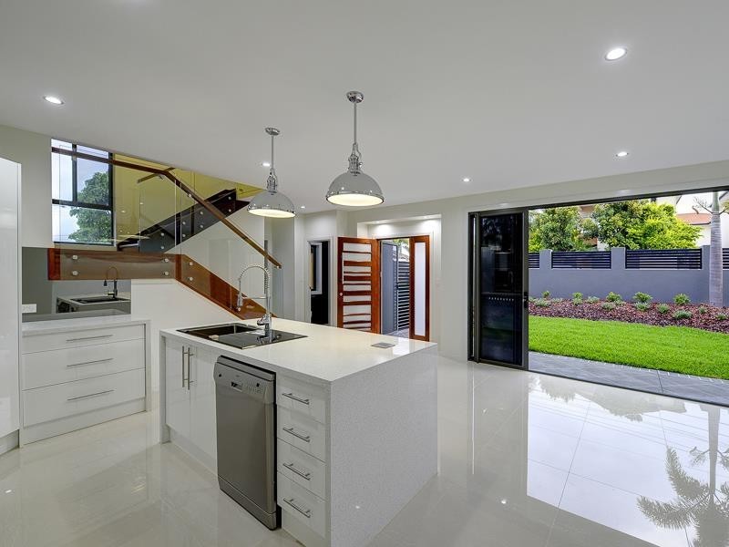 1/32 Edmond Street, Carina QLD 4152