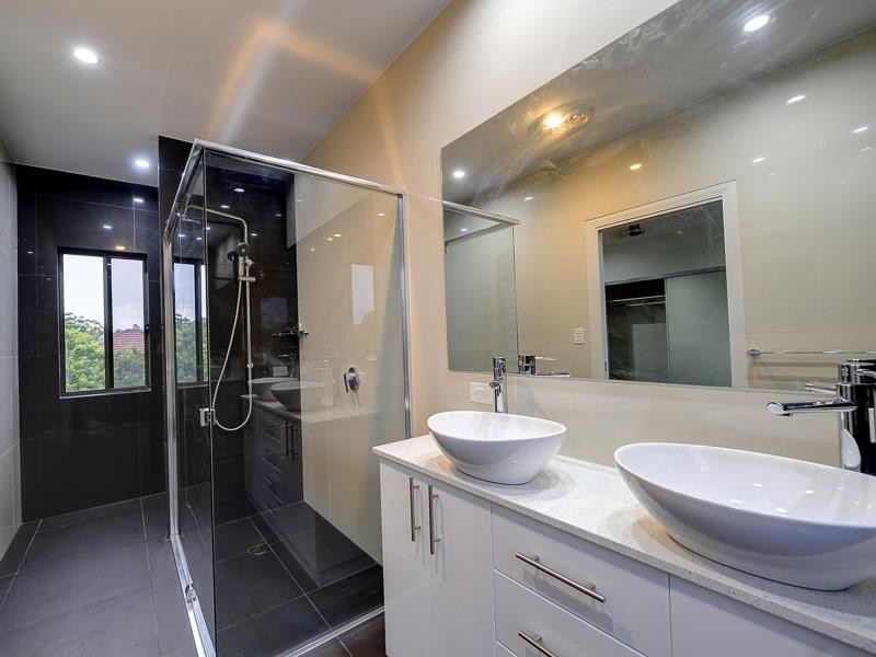 1/32 Edmond Street, Carina QLD 4152