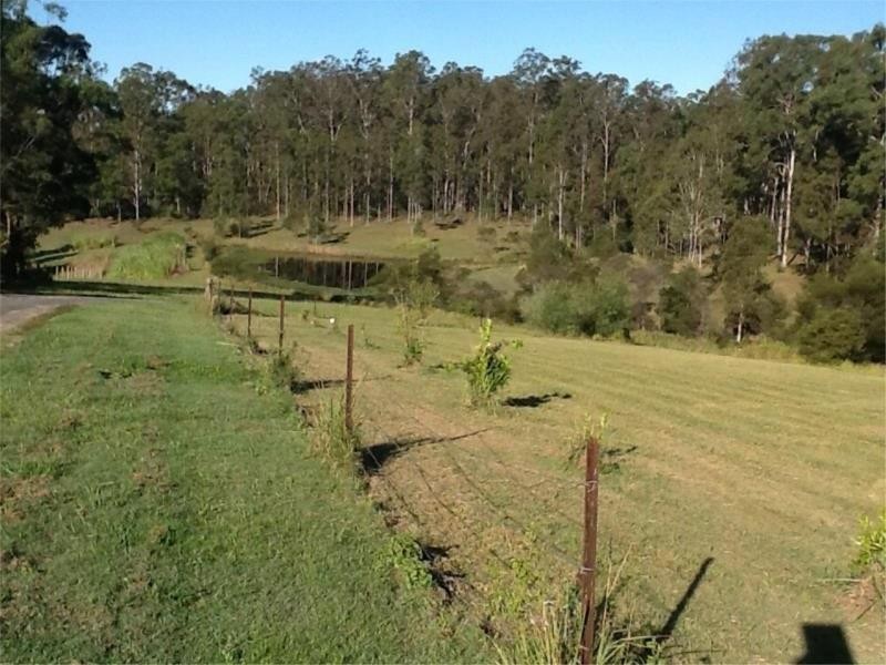 10 Mataranka Road, Veteran QLD 4570