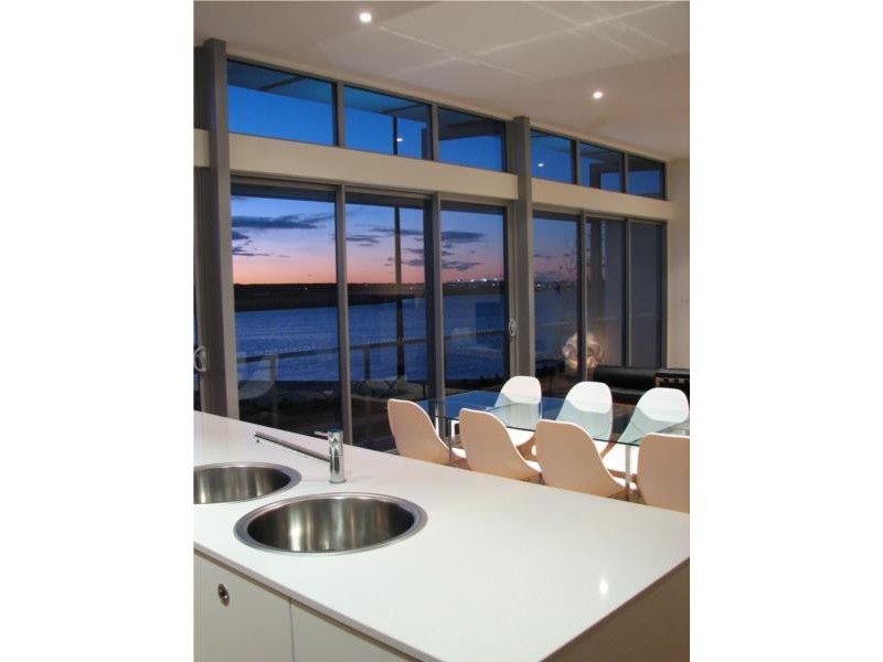 61 The Decks, Birtinya QLD 4575