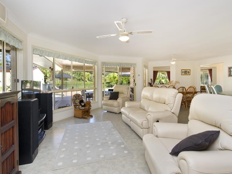 239 Kropp Road, Woodford QLD 4514