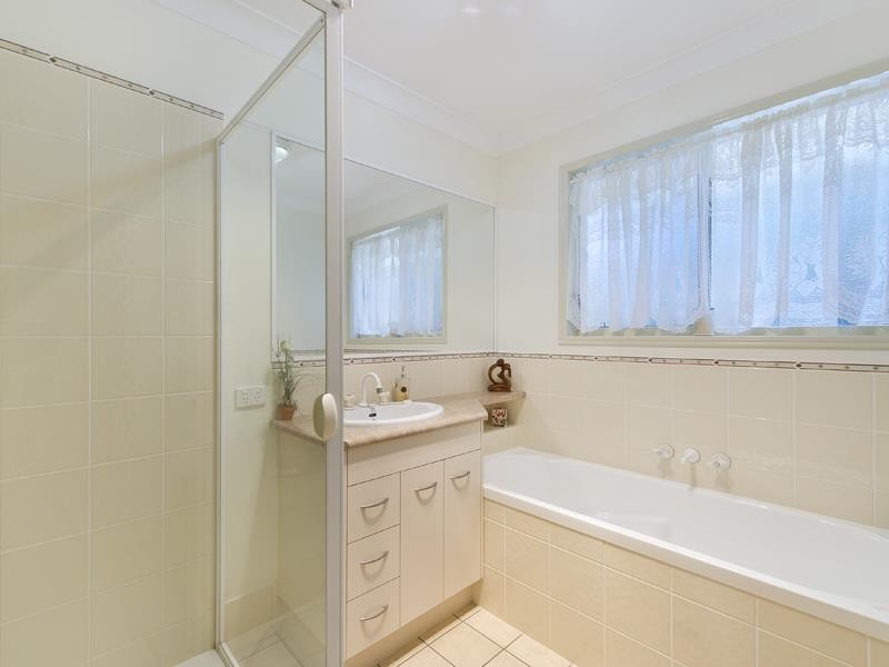 239 Kropp Road, Woodford QLD 4514