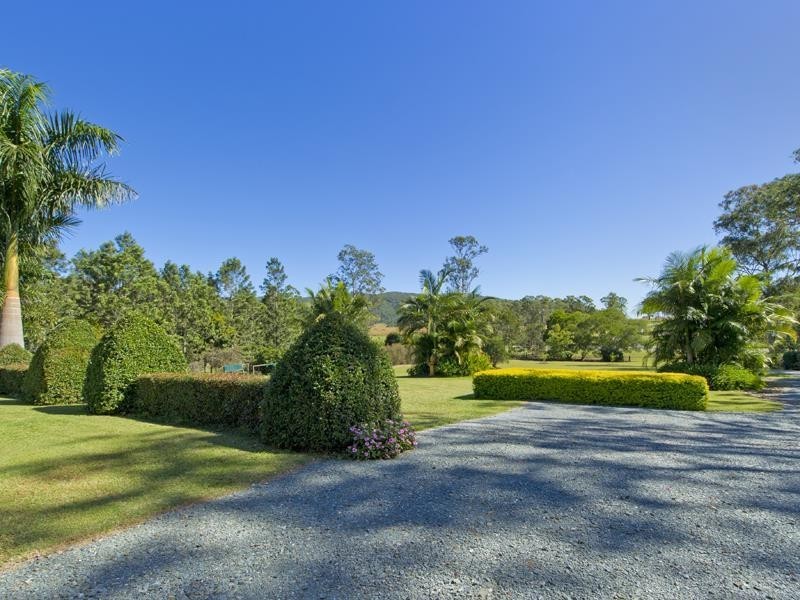 239 Kropp Road, Woodford QLD 4514