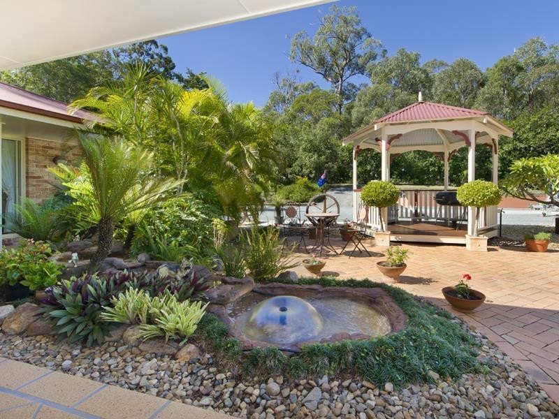239 Kropp Road, Woodford QLD 4514