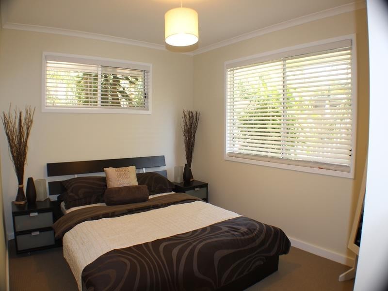 239 Louis Bazzo Drive, Pomona QLD 4568