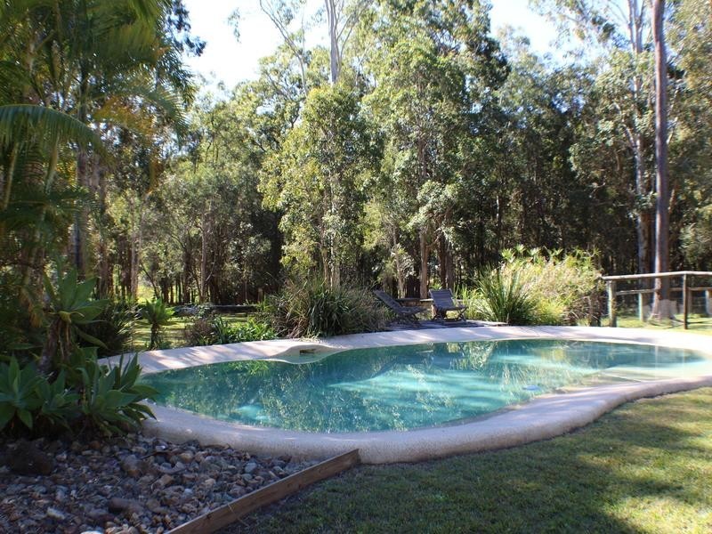 239 Louis Bazzo Drive, Pomona QLD 4568