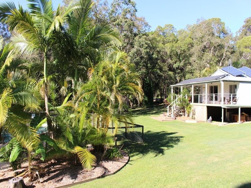 239 Louis Bazzo Drive, Pomona QLD 4568