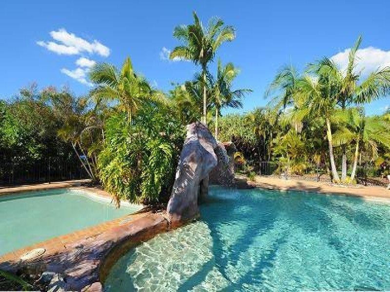 2/151 Mudjimba Beach Road, Mudjimba QLD 4564