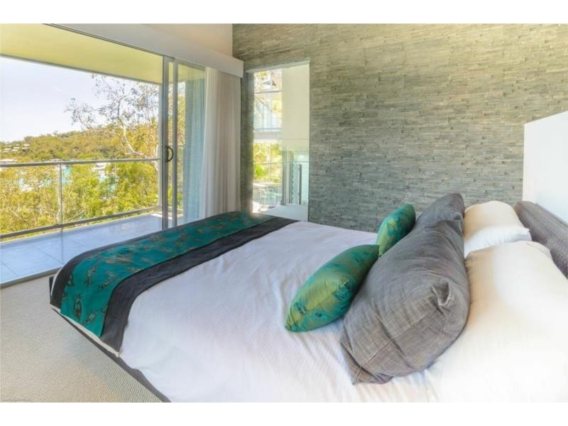 13 Marina Terrace, Hamilton Island QLD 4803