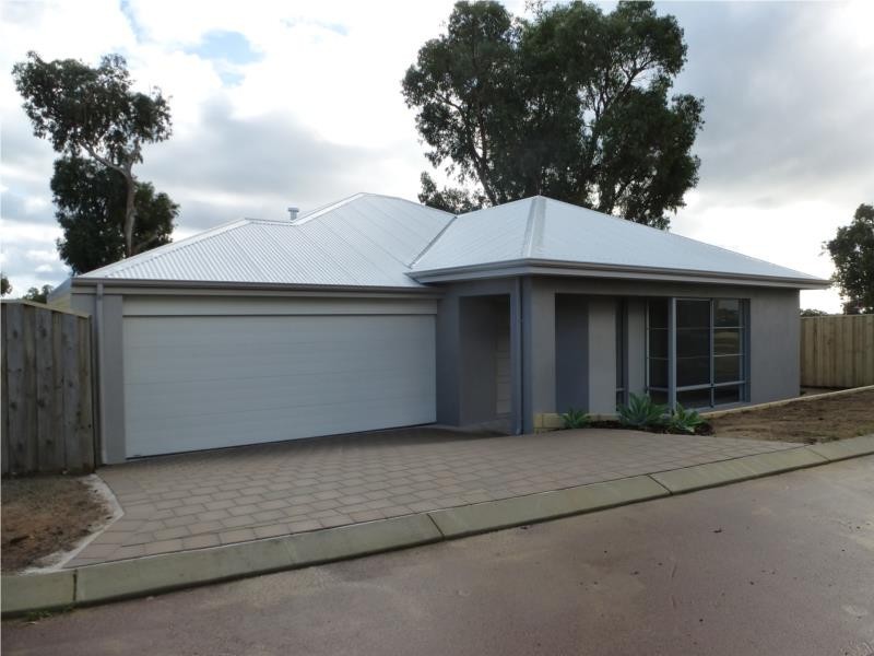 2 Lily Court, Dawesville WA 6211