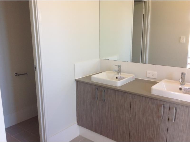 2 Lily Court, Dawesville WA 6211