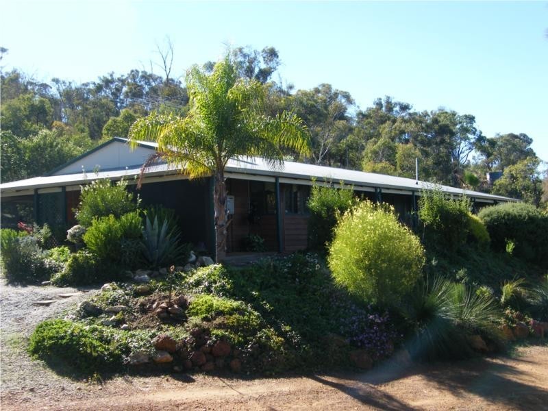 831 Chittering Road, Bullsbrook WA 6084