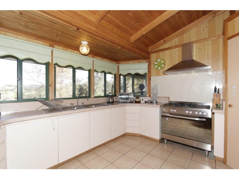 831 Chittering Road, Bullsbrook WA 6084