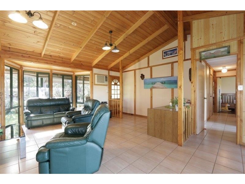 831 Chittering Road, Bullsbrook WA 6084