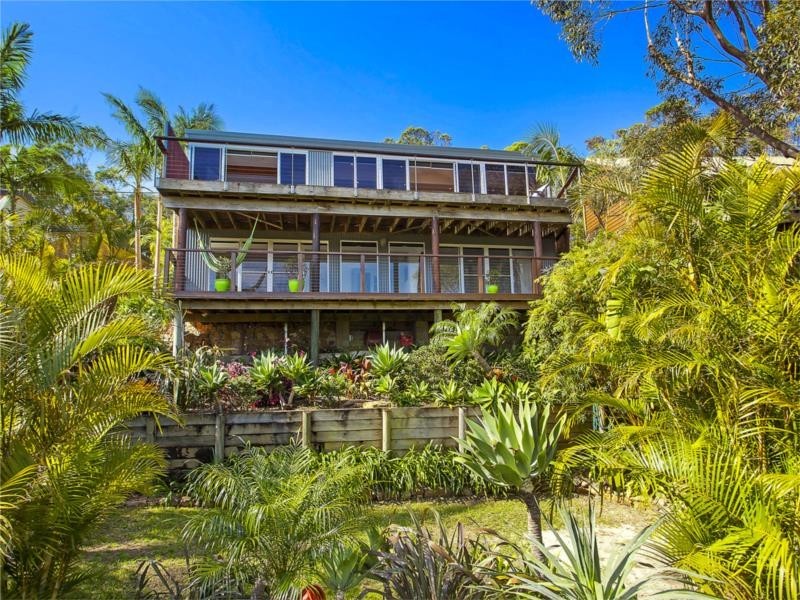 152 Copacabana Drive, Copacabana NSW 2251