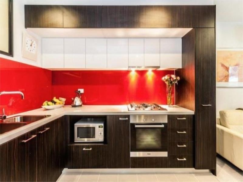 8 Sutherland Street, Melbourne VIC 3000