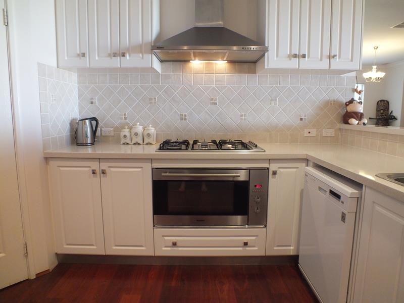 26 Eastlyn Drive, Deepdale WA 6532